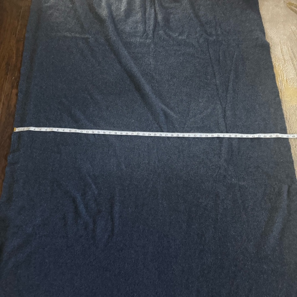 Restoration Hardware 100% CASHMERE Throw Blue fringe - Picture 5 of 9
